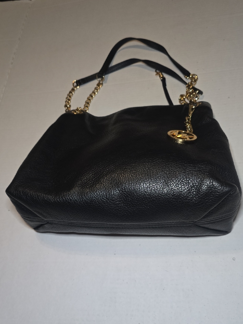 Michael Kors Black Leather Shoulder Bag with Gold Hardware and MK Charm - Picture 6 of 12